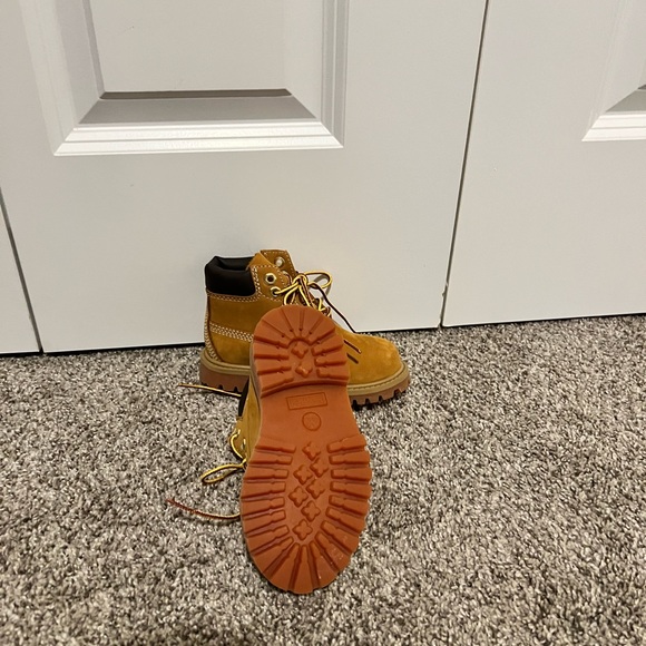 Timberland Boots - Picture 3 of 3